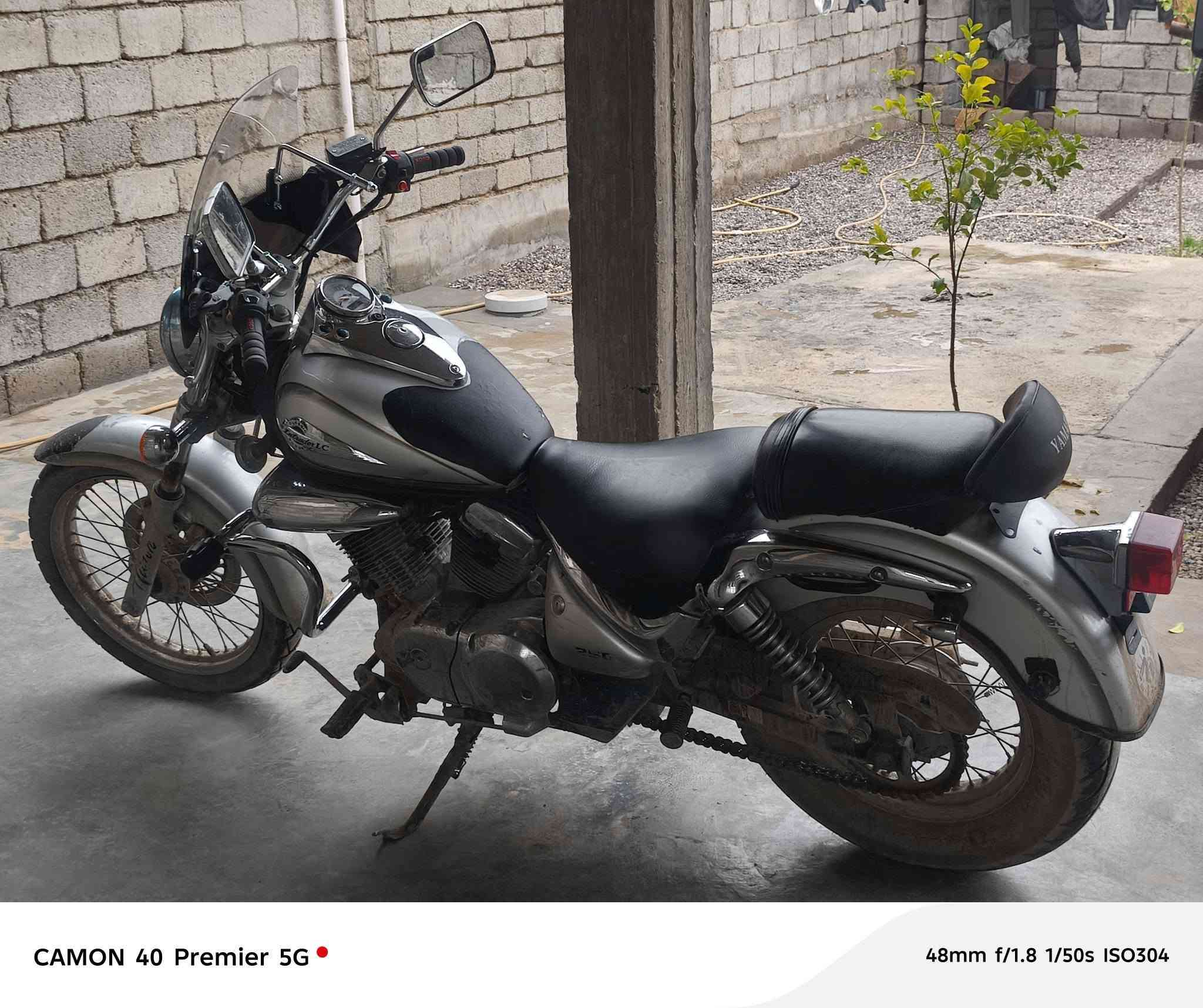 السلام عليكم. للبيع السعر 12 ورقه
دراجه هارلي  انترودر. موديل 2004
حجم المحرك. 250cc.بستمين V ڤي.5گير
گير محرك شرط نظيف كهرباىيات كلها شغاله.
للاستفسار اتصل. ***********.واتساب
العنوان صلاح الدين قضاء الشرقاط.وشكرآ.؟
ملاحظه. اراوس فقط اذا اكو. ستوته.
