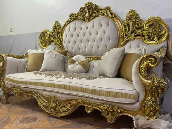 تخم زان مصري دمياطي ١٠ مقعد مع سيت طبلات جديد جديد جديد بلتغليف طلاء ورق ذهب مرمر طبيعي مع ١٨ كوشه اتصل ***********
