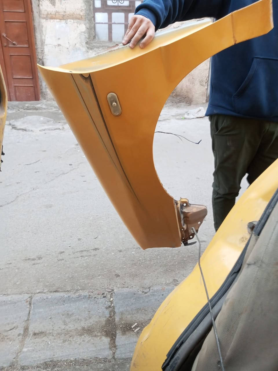 غراض شيري كوين للبيع مكاني بالاعظمية بالسفينة ***********
