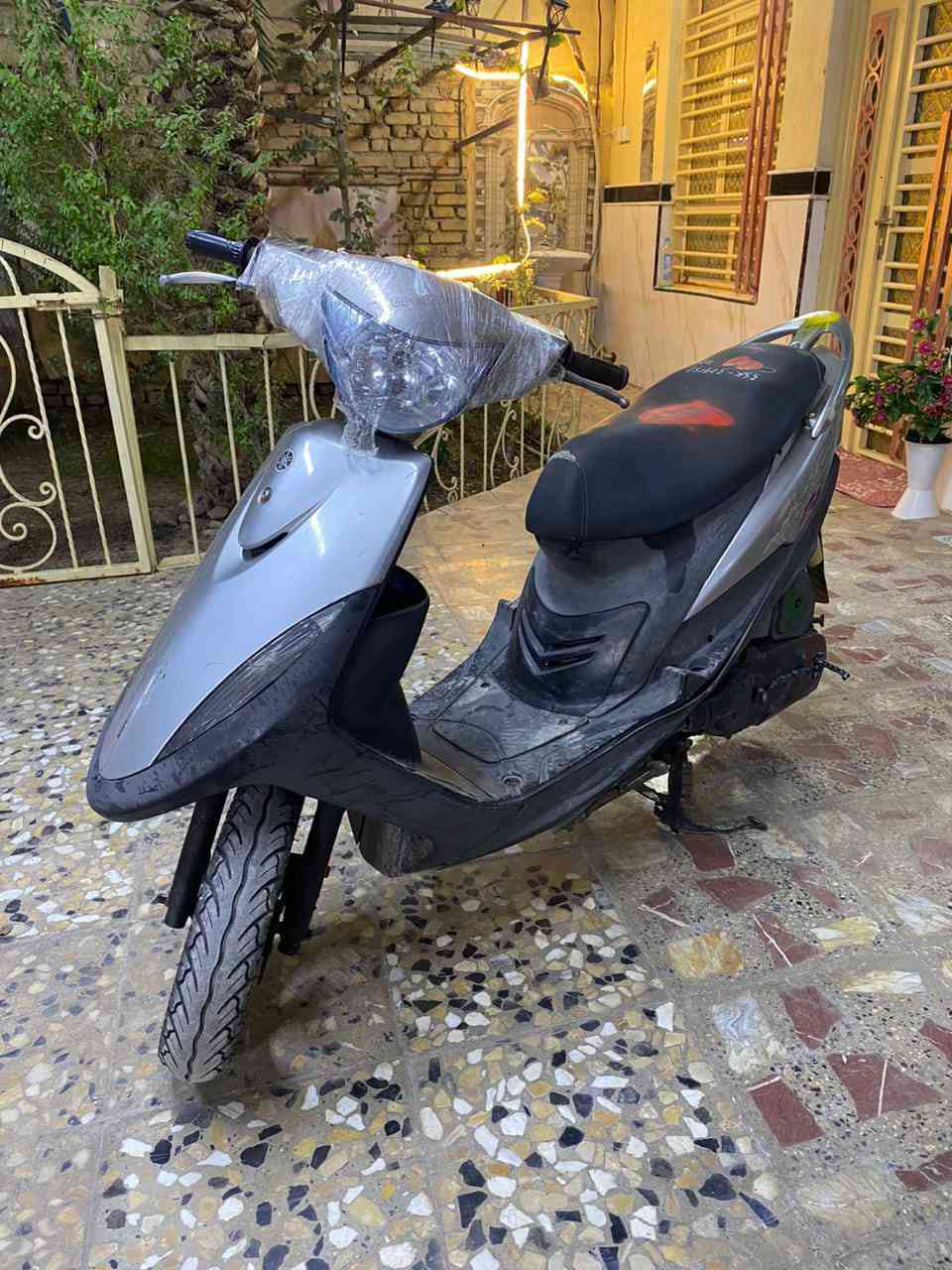 سلام عليكم دراجه ماكس عدله جديده هستوه منزليها من الرمبه السعر مليون و100وبيها مجال قليل للهتمام مراجعة الرقم ***********
