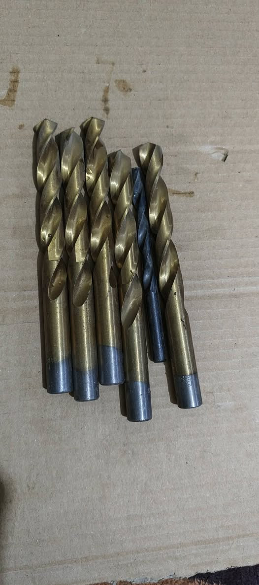 سلام عليكم شباب توفر براين حديد عدد 65،،،،،،،،، السعر 100  على أول تم


**إذا كنت صاحب هذا الإعلان وتريد حذفه لأي سبب، رجاءا أرسل رسالة إلى الدعم الفني**