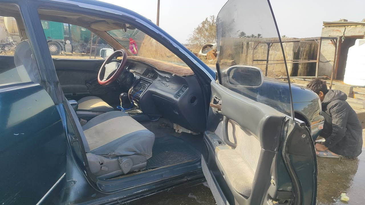 السلام عليكم شباب سياره للبيع بطه موديل 2000 سياره حلوه ونظيفه كير مكينه ما شاء اللهه السياره كفاله من قص من نقل جثه من اصوليات السياره كلش حلوه تخم تايرات ما نقصها شيء شغل واطلع وين ما يعجبك سنويتها منتهيه صار لها سنه سياره عليها غرامه 100 فقط اريد ابيعها وراعيها يريد يحول لهذا السبب اني ضايج منها او مراوس اراوس باي سياره مكان البصره الدير النشوه سعر السياره 40 واني خادم للشراي خط الواتساب *********** اتصال ***********
