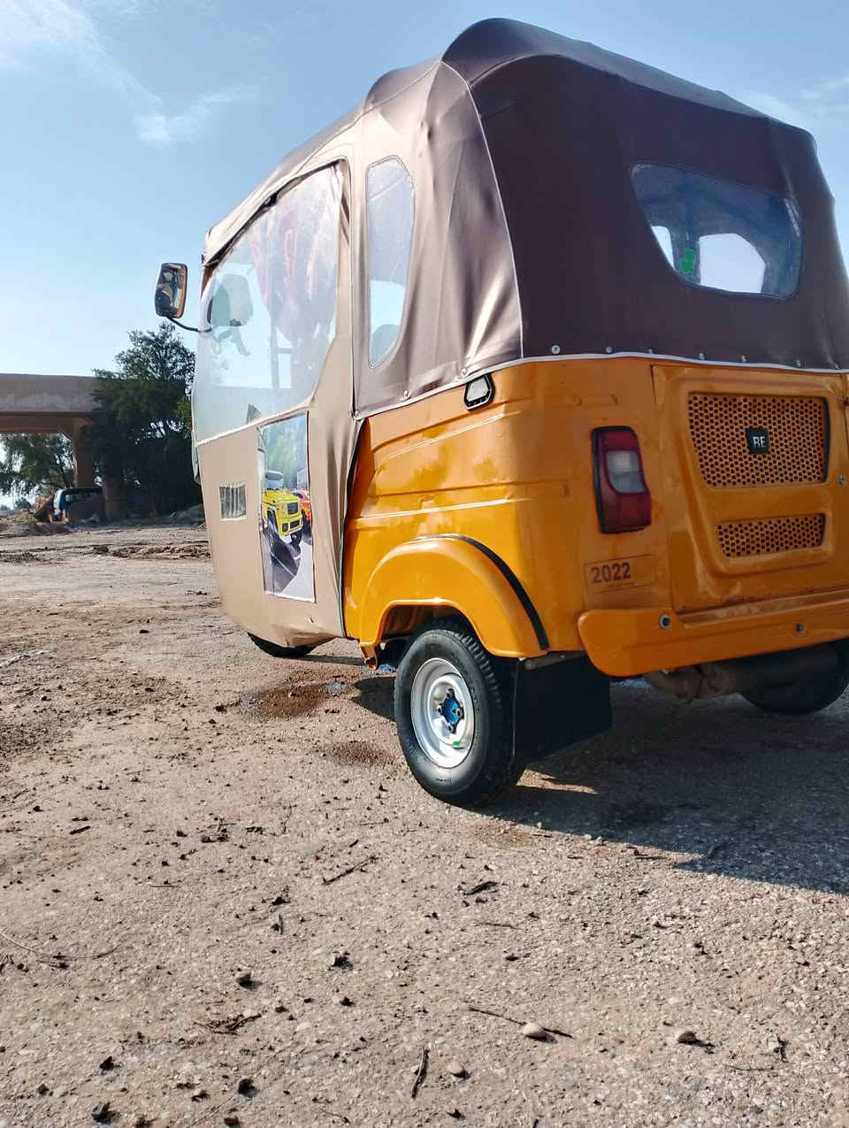 السلام عليكم تكتك 22 شهر 9 رقم وسنويه ديالئ نكليزي تكتك جديده عده دوس معمرة ورة جاملق قطرة صبق مابيهه تخم تأير مكينه وكير خير من الله درايم شفتات جادر جديد تكتك مال جناي مكاني ديالئ خان بني سعد *********** شراي خابر وبخدمتك
