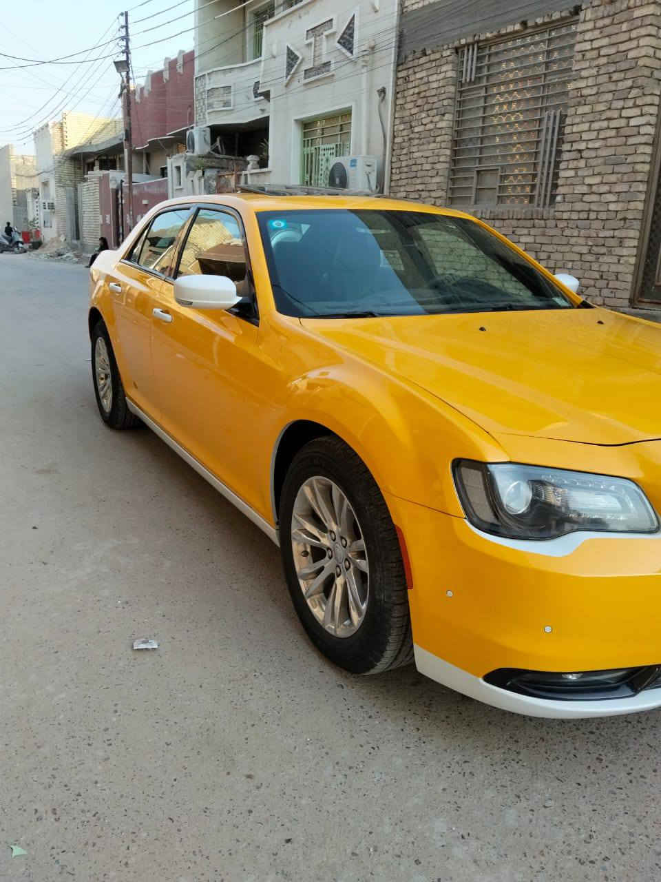 السلام عليكم أوباما موديل 23 اصل اصل رقم بغداد بااسمي بدون تبديل فقط بارد خشم الجاملغ الامامي ماشيه 70الف خط بغداد بصره دوشمه عامه مواصفات S ويل 18 تخم تاير جديد السعر 3شدات للاتصال ***********
