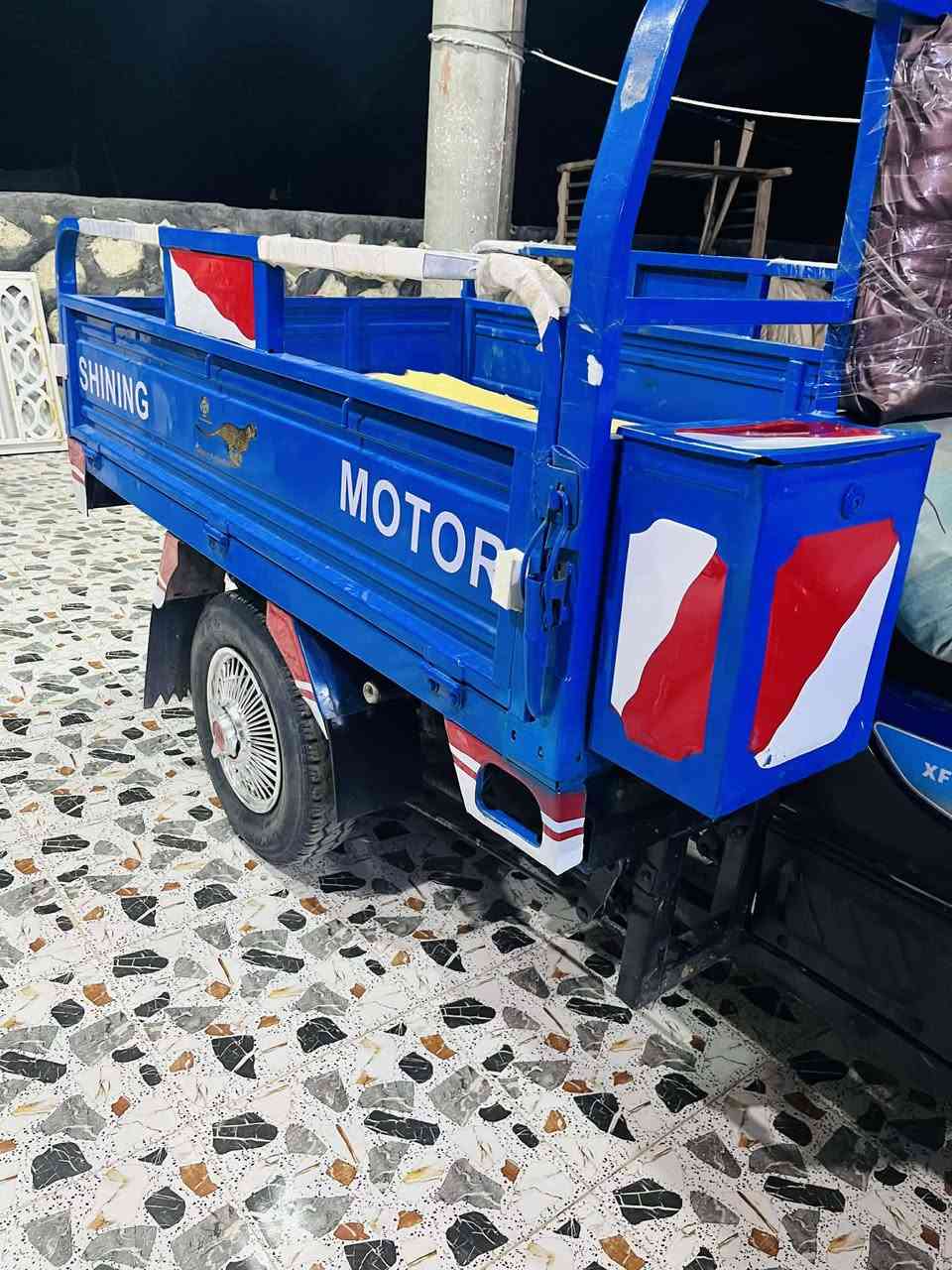 السلام عليكم. بسبب الوعود الكاذبه 
عمي ناس تحجزه وتبطل  ماتخاف الله 
ستوته البيع موديل 2020محرك 20
ستوته حلوه ونظيفه ومابيه اي عيب اوراق اصوليه 
كهربائية كله شغاله نكره سلف سعر مليون و400وبيه مجال الي يشتري موجود خاص او اتصال 
***********
