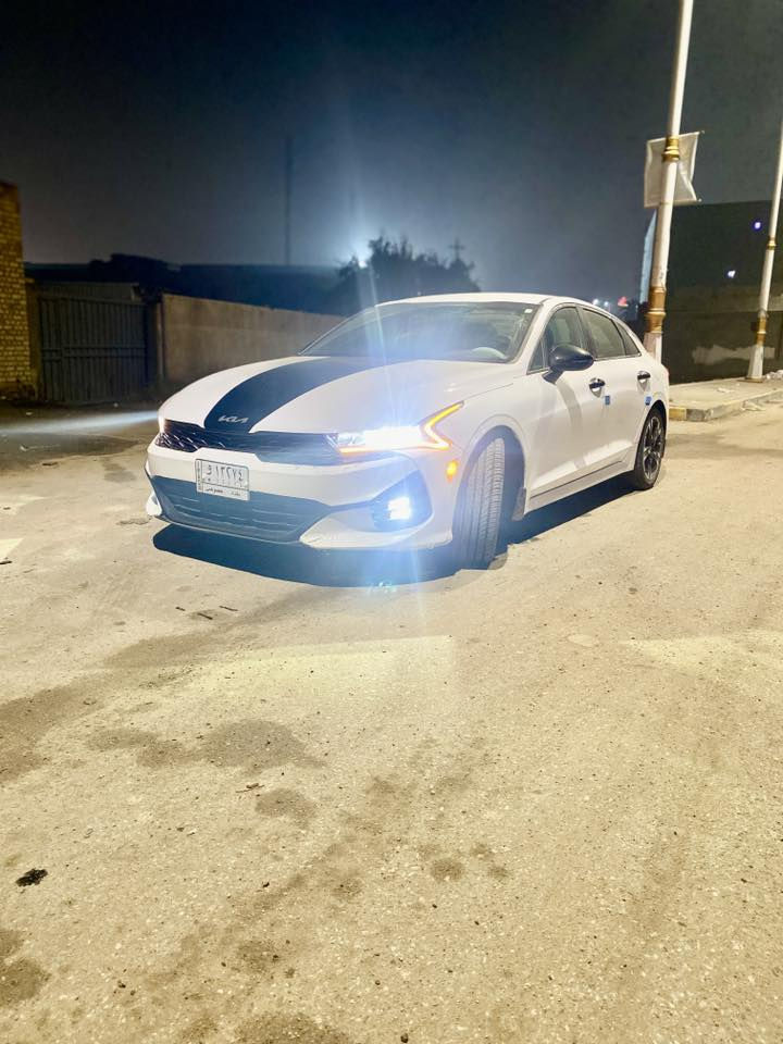 السلام عليكم
KIA K5 GT LINE 2022  كيا كي فايف لون ابيض موديل جيتي لاين 
مواصفات
فول ماعدا بانوراما
بصمة
رادار امامي 
رادار بالمري 
تشغيل عن بعد 
كشنات جلد اسود
شاشة جبيرة 
كار بلي 
كاميرا خلفية 
AUTO Hold
كشن كهرب 
وباقي مواصفات المعروفة جتي لاين
ماشيه 49 mi 
عنوان السياره: السماوة
رقم بغداد حرة
السعر : 176ورقه بيهه مجال حق الجيه 
واتساب ***********
