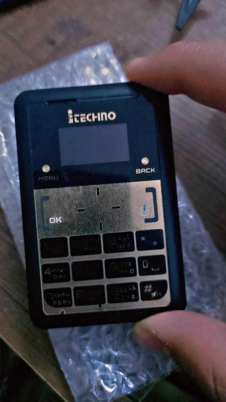 يشتغل ميشتغل ماعرف يس خليته ع شحن مايطلع شي السعر 5الف


**إذا كنت صاحب هذا الإعلان وتريد حذفه لأي سبب، رجاءا أرسل رسالة إلى الدعم الفني**