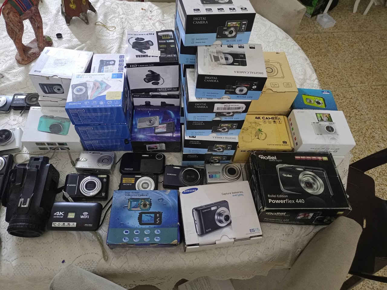 السلام عليكم كامرات شلع شرط الشغل شي على شي السعر 30 الف عددهم بل 60 قطعه سبب البيع محتاج فلوس رقمي *********** مكاني موصل حي الوحده توصيل ماعندي
