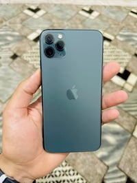 ايفون 11 برو ماكس • ٢٥٦ • بطارية ١٠٠