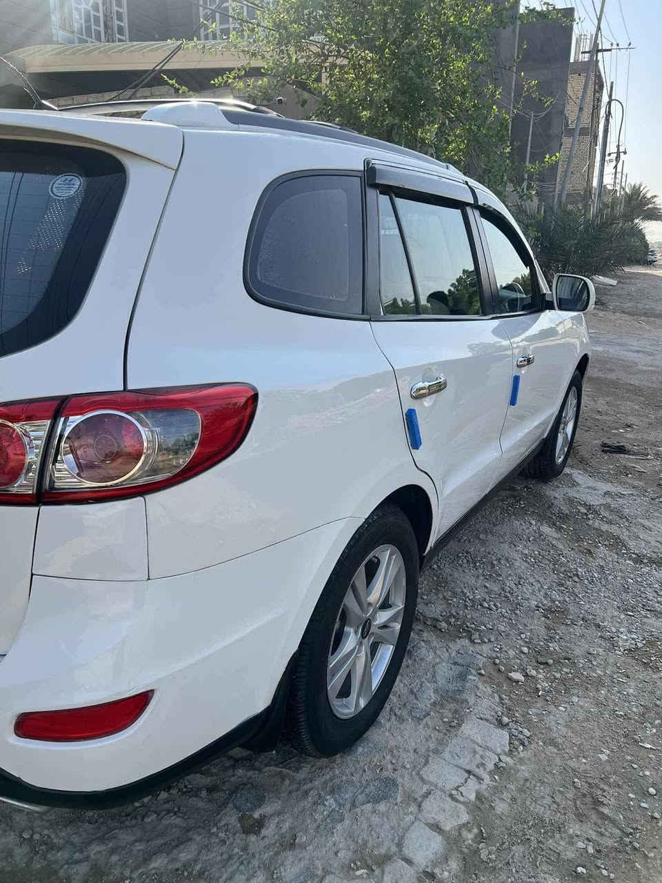 السلام عليكم مكلف بالنشر  مكلف بالنشر
✅سنتافيا 2012 (خليجي) للبيع فقط بدون مرواس 
✅ رقم بغداد مشروع وطني تحويل ثاني يوم
✅ دك جرص بعد سرعة الـ 120  بلادي وضعيه الشركه
✅ سياره متجايه ومصبوغه عام شرط احلى من الصور وجديده لغود شواصي كفاله
المواصفات:
‏✅ 6v /3500  حجم المحرك  
‏✅ 4x4 دفع رباعي 
✅ دشبول صاج
✅  سبعة راكب 
✅ 3 قطع تبريد والقطعة الاخيرة تحكم
✅تحكم استيرن
✅اشاره بالمري ـــ شفط
✅باتري جديد 
✅ شاشة جبيره 
✅ كامرة دواره
✅ مفتاح 
💵 💵 💵السعر 120 وبيها مجال قليل 
***********
المكان: الديوانيه مركز
