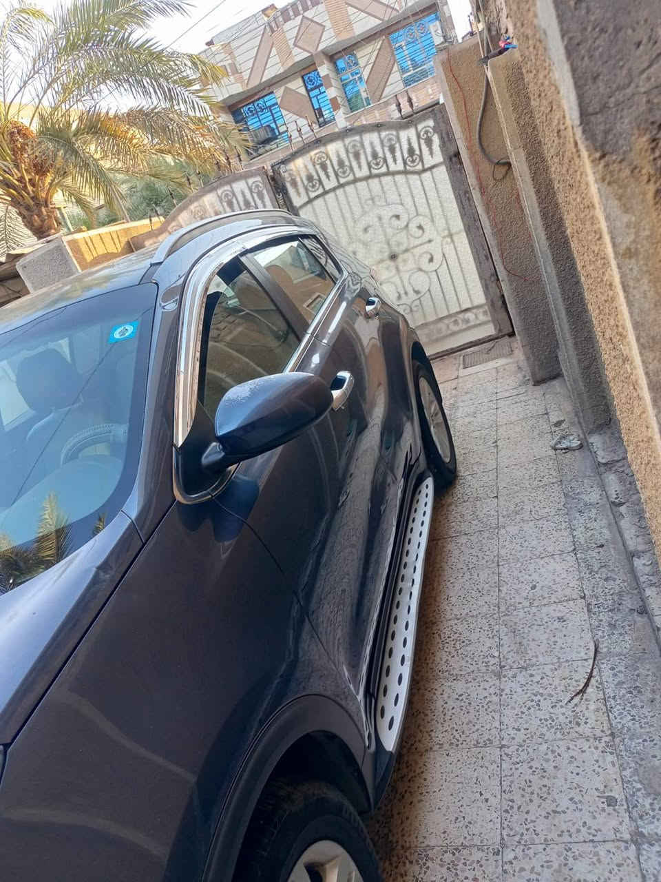 كيا سبورتج 2017 نيلي
وارد امريكي الحادث البنيد ومبدل ابلادي بس مصبوغ 
السيارة ماشية 57 نظيفة ومال بيت 
تبريد منظومة جديدة تدفئة 
تخم تايرات جديد 
المحرك GDi. 2400
الرقم ***********
مكاني بغداد حي أور 
السعر 155$
