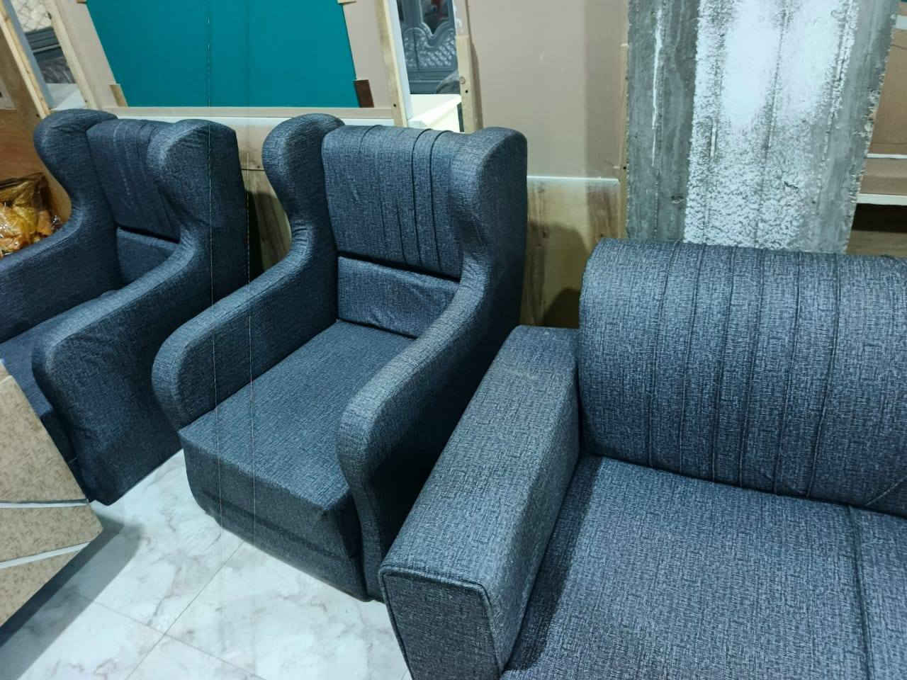 ديوان ١١ مقعد
تخم عشر مقاعد
جديد تسكام ليس سوكي
المكان الرفاعي يم افران النجفي
***********
***********
واتساب
