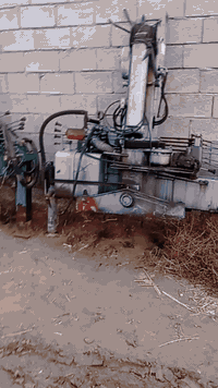 كرينات للبيع عدد 5 مكفولات مال حاويه طنين و900 +3سلايتات وبيهن طنين و6...