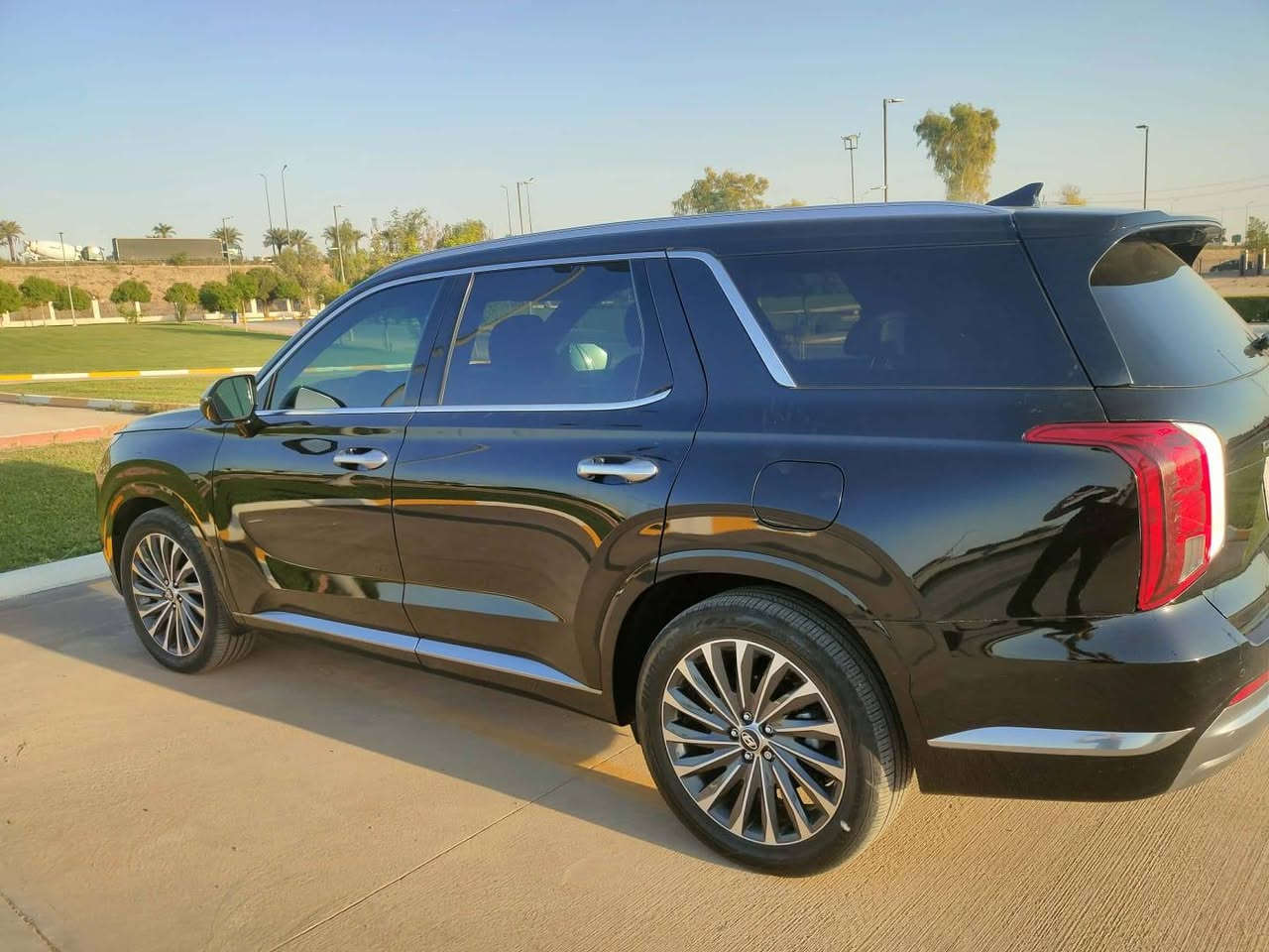 هونداي بلاسايد موديل 2023رقم اربيل
تحويل مباشر بيه قطعه واحد فقط بدون دواخل 
فول مواصفات واحد على واحد 
مكان الفلوجه 
سعر 320ورقه بيه مجال 
***********
