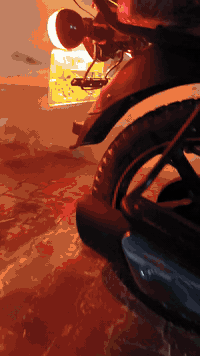 سلام عليكم دايون موديل 2025 شرط كفاله عامه 
اشتغلت بدلفري شهر تقريب 
وين مايعجبك افحص طالعه بشهر 9 يشهد العباس 
صار عندي ظرف واريد ابيع وكيلها علي عنجور 
مكاني كوفه حي ميثم التمار سعر مليونين و 300 وبيها مجال حگ جيه رقم الهاتف *********** بي واتساب 
مداور ثاني يوم
