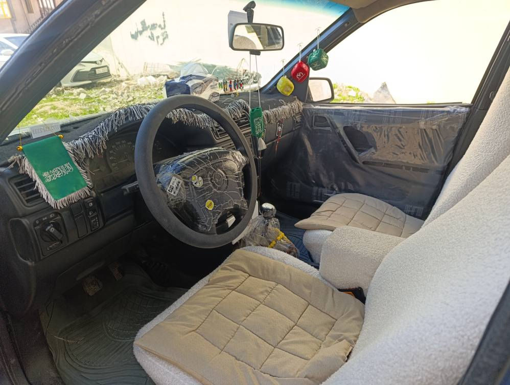 ...  ﷽ ...
ئـۆپـڵ ڤـیـڪـتـرا بـۆ فـرۆشـتـن
مـۆدیـل 1995
مـەڪـیـنـە 18 گـێـڕ عـادی
سـڵایـد
2 جـام ڪـارەبـا
دەبـڵ ئـێـربـاگ

ڕەقـەم سـلـێـمـانـی
سـەنـەوی تـا 2031 تـازەیـە
هـەززە و بـەڕادی تـا مـانـگـی11ی2026 تـازەیـە
ڕەقـەم بـاریـڪ
بـەنـاوی خـۆمـانـەوەیـە

سـەیـارەڪـە تـازە ڪـامـل بـۆیـاخ ڪـراوەتـەوە
دەعـم و لـێـدراوی قـورسـی نـیـیـە
سـەقـف و شـان و نـاو دەرگـاڪـان مـەعـجـونـی نـیـیـە
شـیـعـاری نـیـیـە
ڕزیـوی نـیـیـە
تـەڪـسـی بـووە ڪـراوەتـەوە خـسـووسـی

گـێـڕ و مـەڪـیـنـە ، تـحـویـل و غـرامـە و بـڕاوە بـە شـەرتـە

شـوێـن سـلـێـمـان
0772.152.2333 السليمانية, العراق
