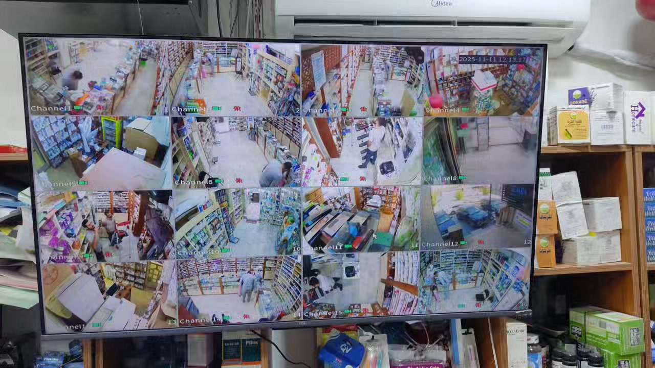 السلام عليكم
احد أعمالنا في بغداد الرصافة 
تنصيب كاميرات دهوا
عمل احترافي 
***********محمد
