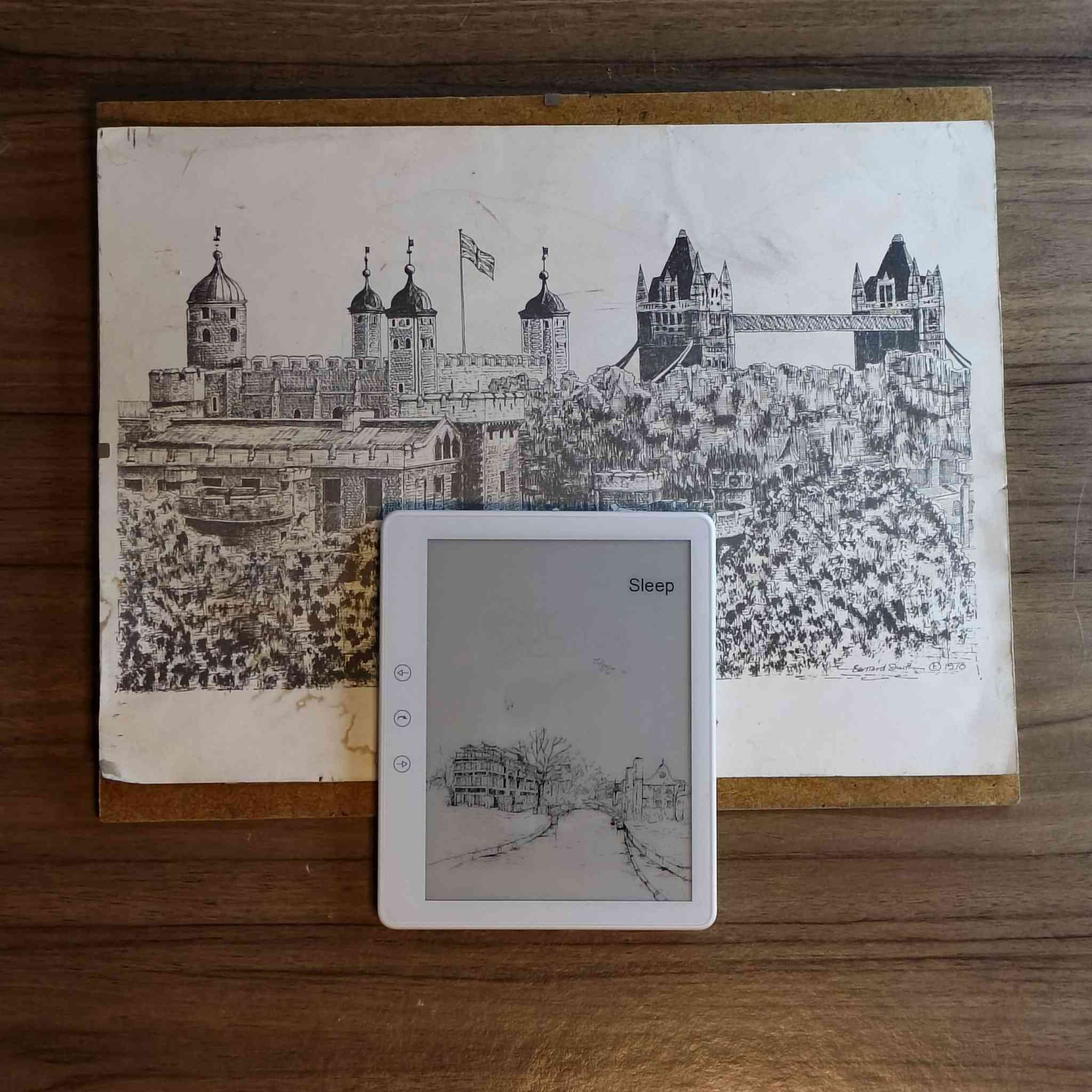 Veidoo E7  E_Ink Reader 📚
E_Ink. حبر إلكتروني 
Model : E7 
Android version 8.1.0  نظام أندرويد 
Storage : 32 G  
Memory can be added يمكن إضافة ميموري 
Power 🔋3000mAh تدوم لأسابيع 
Screen size 8.5 inch
أهم المميزات : 
الجودة 1440×1920 
الاتصالWiFi + bluetooth 
يدعم القلم على الشاشة 
منفذ شحن USB C
مريح للعين مثل الورق
يثبت تطبيقات أندرويد (manga,تليكرام، كتبPDF, .... )
سعر : 60,000 ✨
متوفر توصيل جميع أنحاء العراق


**إذا كنت صاحب هذا الإعلان وتريد حذفه لأي سبب، رجاءا أرسل رسالة إلى الدعم الفني**