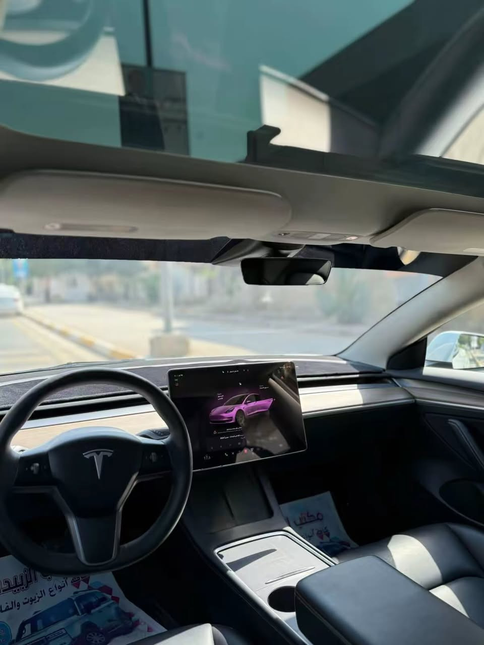 السلام عليكم للبيع تيسلا موديل ٢٣ 
***********
