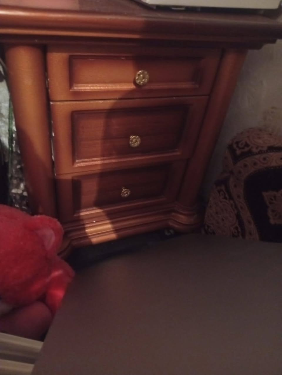 غرفة نوم كاملة ومندرها ضغط عالي سعرها 250وبيها مجال


**إذا كنت صاحب هذا الإعلان وتريد حذفه لأي سبب، رجاءا أرسل رسالة إلى الدعم الفني**