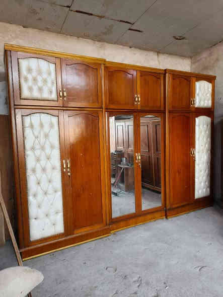 سلام عليكم وفرناا كنتور ابو سته مالحق ا رتفاع 250 عرض 350 صاج 5ملم ثكيل تفصال درجه اولى ضهر جرجوبه براغي سعر  قفل 400 مكانه بغداد شعله موجود توصيل نفس اليوم للحجز خاص او تصال ***********
