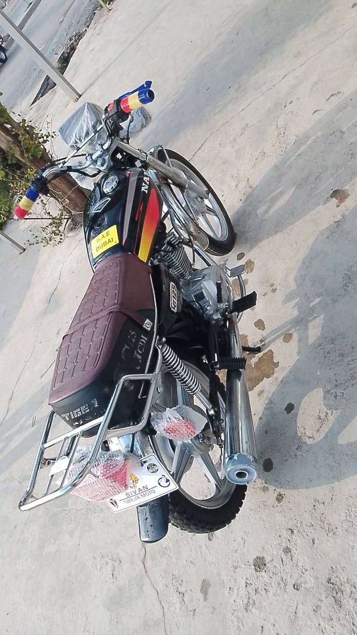 سلام عليكوم عندي هاي درجه لل بيع موديل 2022سافين 5كير كهربائية كله شغال محرك كبس مامفتوح درجه نضيف مشاء الله مكاني كركوك فيلق سعر 400الي موشراي لايخبر ***********
