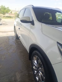 سورنتو مديل 20 كفالة عامه ماشيه 78 سياره جديده فول ما عده بانوراما 077...