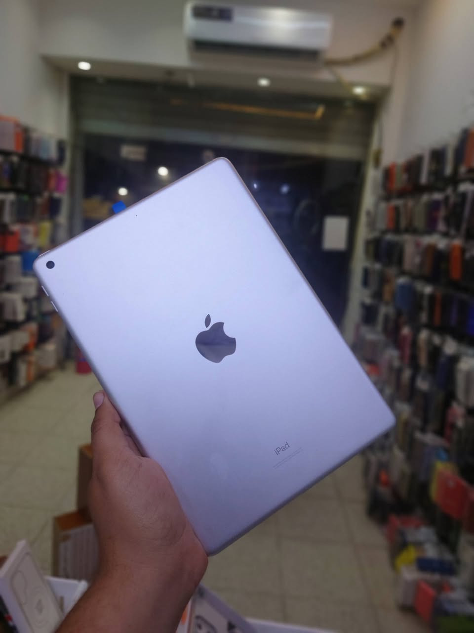 Ipad 7
❤️تحديث 14 (سريع وسلس كلش) 
❤️الجهاز قابل للتحديث تكدر تحدثة طبيعي 
❤️ذاكرة 32
❤️بطارية بال80 تقريبا
❤️مبدل شاشة اصلية 

▫️بصمة واكفة لكن الزر شغال 

سعرة 140


**إذا كنت صاحب هذا الإعلان وتريد حذفه لأي سبب، رجاءا أرسل رسالة إلى الدعم الفني**