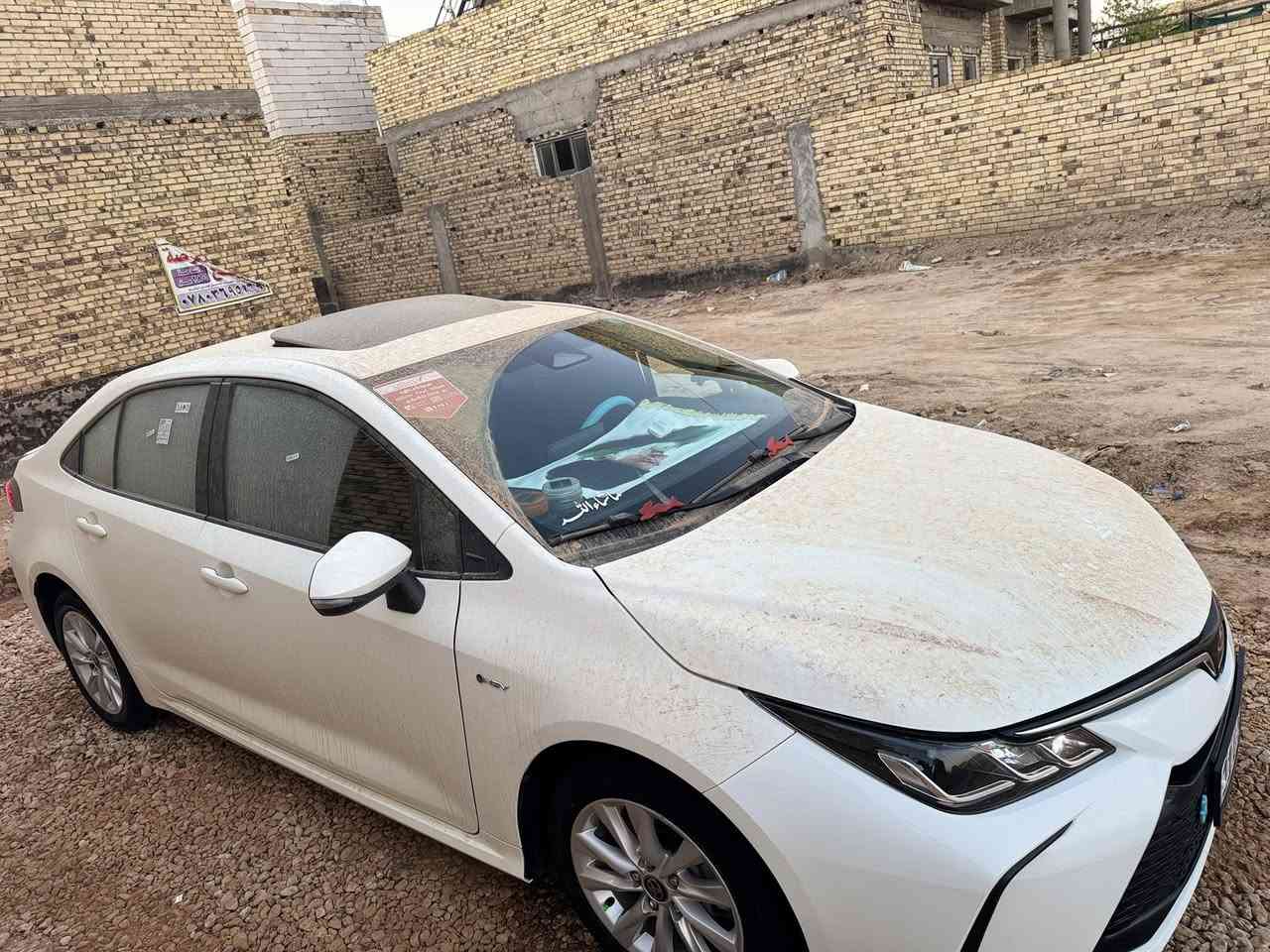 السلام عليكم
🚘 كورلا هايبرد 2025 

COROLLA 2025 🚘

📜 المواصفات 👇

🚘 خليجي 

🚘 17 الف كيلو متر

🚘 الموديل 2025

🚘 سعة المحرك 1,8L

🚘 مرتبط بناقل حركة أوتوماتيكي 

🚘 عدد AIR BAG 8

🚘 سلايد رووف

🚘 لايت زينون + LED

🚘 حجم الاطار 205/55R16 

🚘 ويل كب 16

🚘 مفتاح التشغيل بصمة

🚘 دشبول ديجيتال 

🚘 شاشة اصلية

🚘 كاميرا 

🚘 مثبت السرعة Cruise

🚘 تحديد المسار

🚘 المودات والأوامر الصوتية

🚘 فحص أنظمة السيارة 

🚘 حساسات ضغط اطارات 

🚘 تبريد شاشة

🚘 قطعتين تبريد

🚘 هاند بريك بصمة

🚘 نظام مانع الانزلاق 

🚘ا ISOFIX    ايزو فكس

🚘 اوتو هولد Auto Hold 

🚘 اشارة في المرايا الجانبية

🚘 مخرج منفذ الطاقة

🚘 ا  Bluetooth 

📍 العنوان الديوانية المركز

‼️ السيارة محجوزة للشركة وبظمانتي ‼️ 

💵 السعر 140 ورقة وبيها مجال بسيط.  

ـــــــــــــــــــــــــــــــــــــــــــــ

📳  *********** سيد علي:

