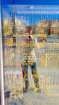 كوزمتك ليا • مكياج وعطور • قضاء بلد