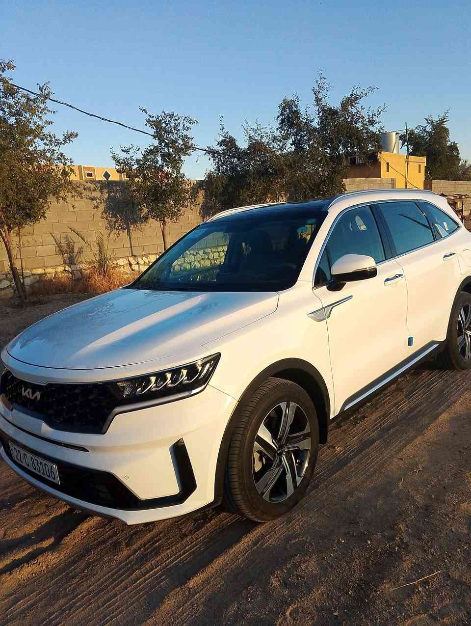 للبيع كيا سورنتو2023 محرك 6سلندر هاتف***********
