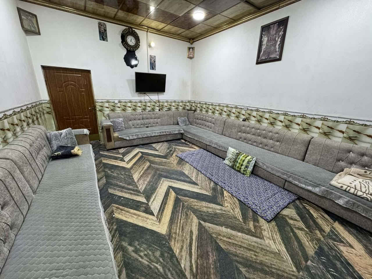 سلام عليكم كونتر لبيع + ديوان سعر خاص وهذا رقمي ***********
