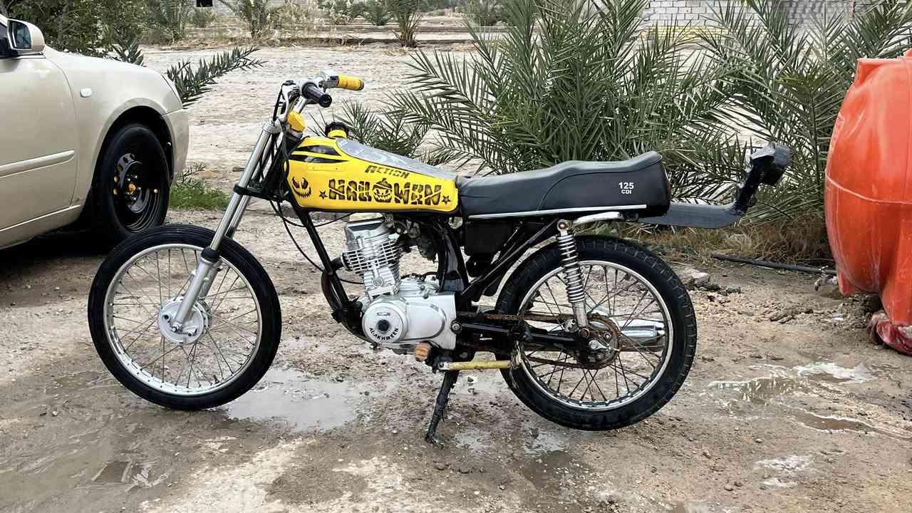 سلام عليكم دراجه أدوات أدوات رابيدو ما مفتوحه طياره دراجه جديده مكان ناصريه مركز سعره 450شراي تصل ***********
