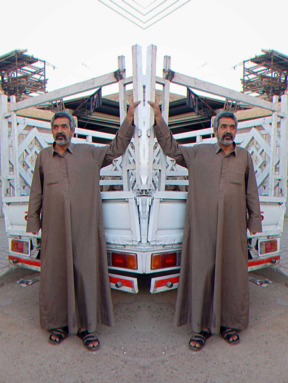 السلام عليكم كيا حمل نقل اثاث أو بظاعه تحويلة بيت داخل الحسينيه أو بغداد أو خارج  بغداد يوجد كادر عمل للتحميل والتفريغ ونجار لفتح وشد الغرف التركيه والصاج واتساب ماسنجر ***********
