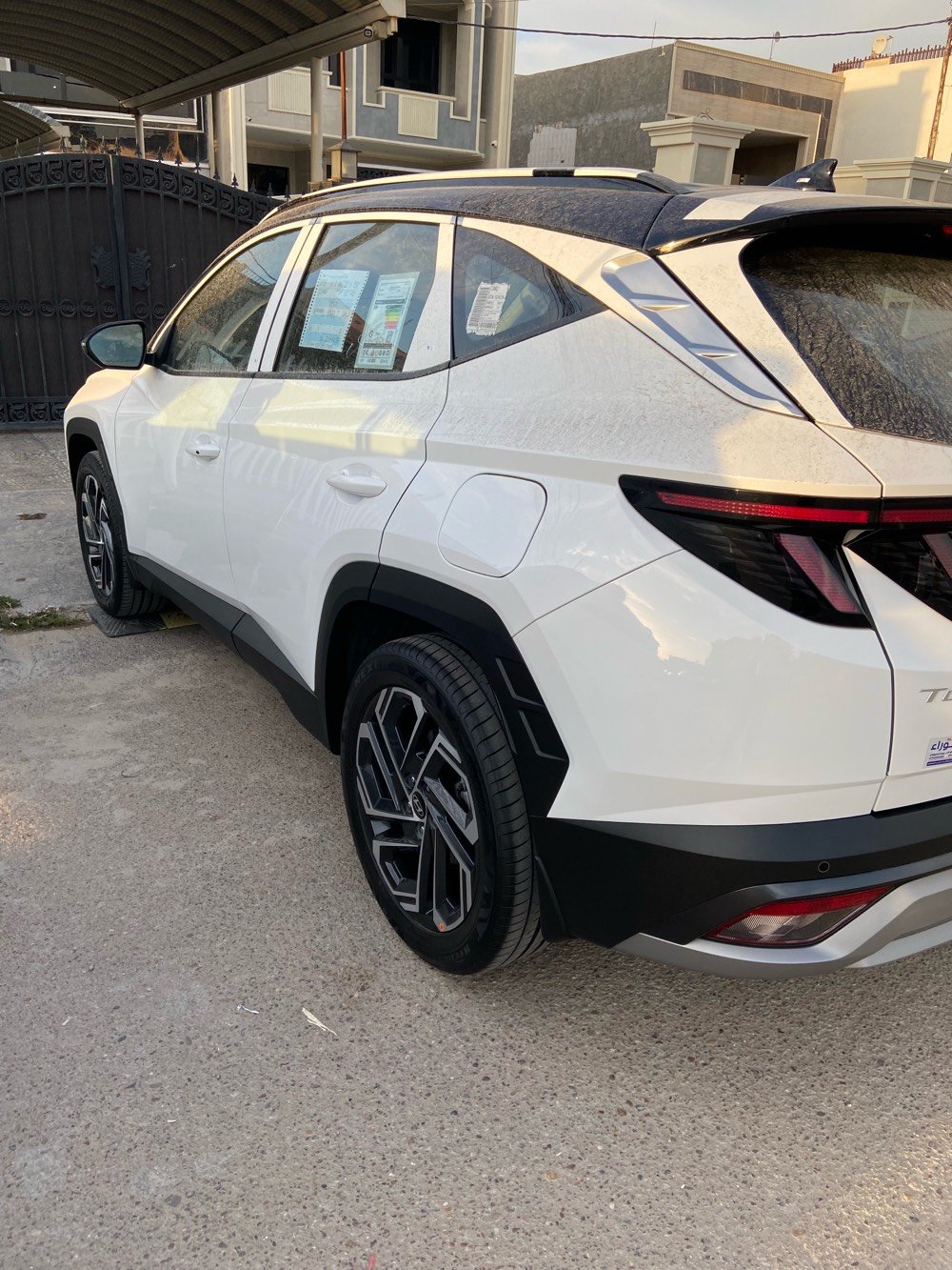 بغداد الدوره سياره توكلر توسان ٢٠٢٥فول مواصفات تبريد كشن باب كهرباء كرسين تشغيل. 
عن بعد سياره زيروو زيروو ماشيه ٢٠٠٠ بعدهه بريحه الزيرو وترابهه ممغسوله ضمان الاولى خمس سنوات 