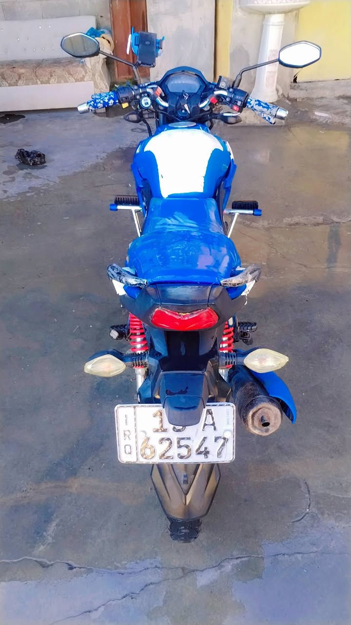 هوجي موديل 2019 مسجل كامل سنويه ورقم بسمي تحويل ثاني يوم دراجه بلاديه مامدود علي اصبانه البيع السعر 12 ونص وبي مجال شراي يتصل مكاني رمادي ***********
