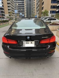 BMW 520i 2020 خليجي وكاله استلام شركه العروش سيرفر كامل با شركه فول مو...