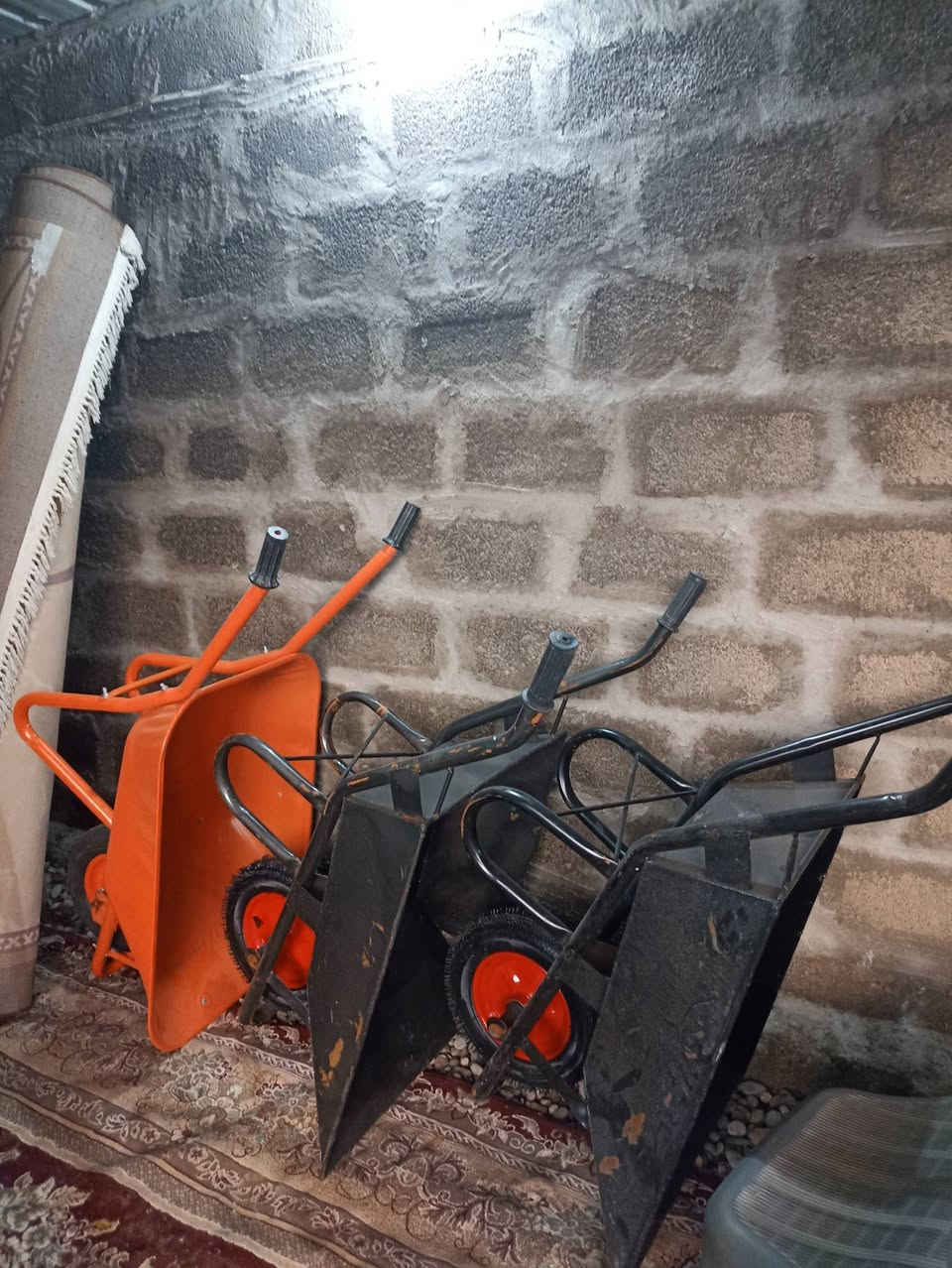 تحيه ـ طيبه
#ساحة_يحيى_ابوجنيدالموالي 
ارخص الأسعار بالشرقاط جيك السوك كله وخليني اخر واحد

 #براميل_جلكانات 
1-برميل حديد ثقيل 220 لتر استخدام واحد 
2-برميل ابلاستك قبقين220 لتر استخدام واحد 

السعر داخل الفيدو 

#بتاريخ23__12_2025

#شرط_انضافه_وبأسعار_تنافسية_ومناسبه 

المكان صلاح الدين الشرقاط قرية شكراً 
طريق القديم فرع الصلال 

الهاتف المحمول 
*********** بي واتساب 
***********
