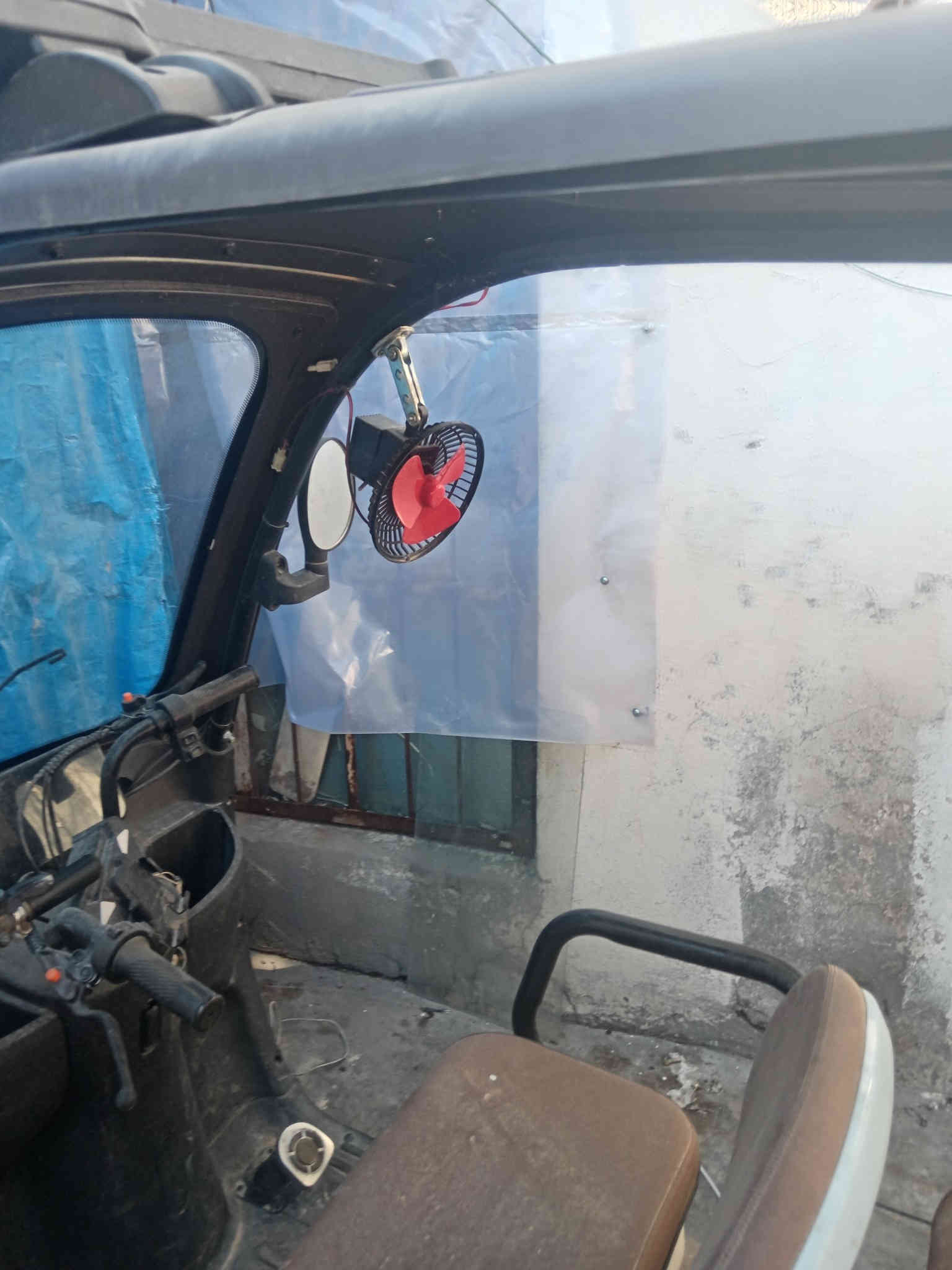 للبيع السعر ٨٠٠ استعمال قليل بس يرادلها تايرات حي الإعلام ***********
