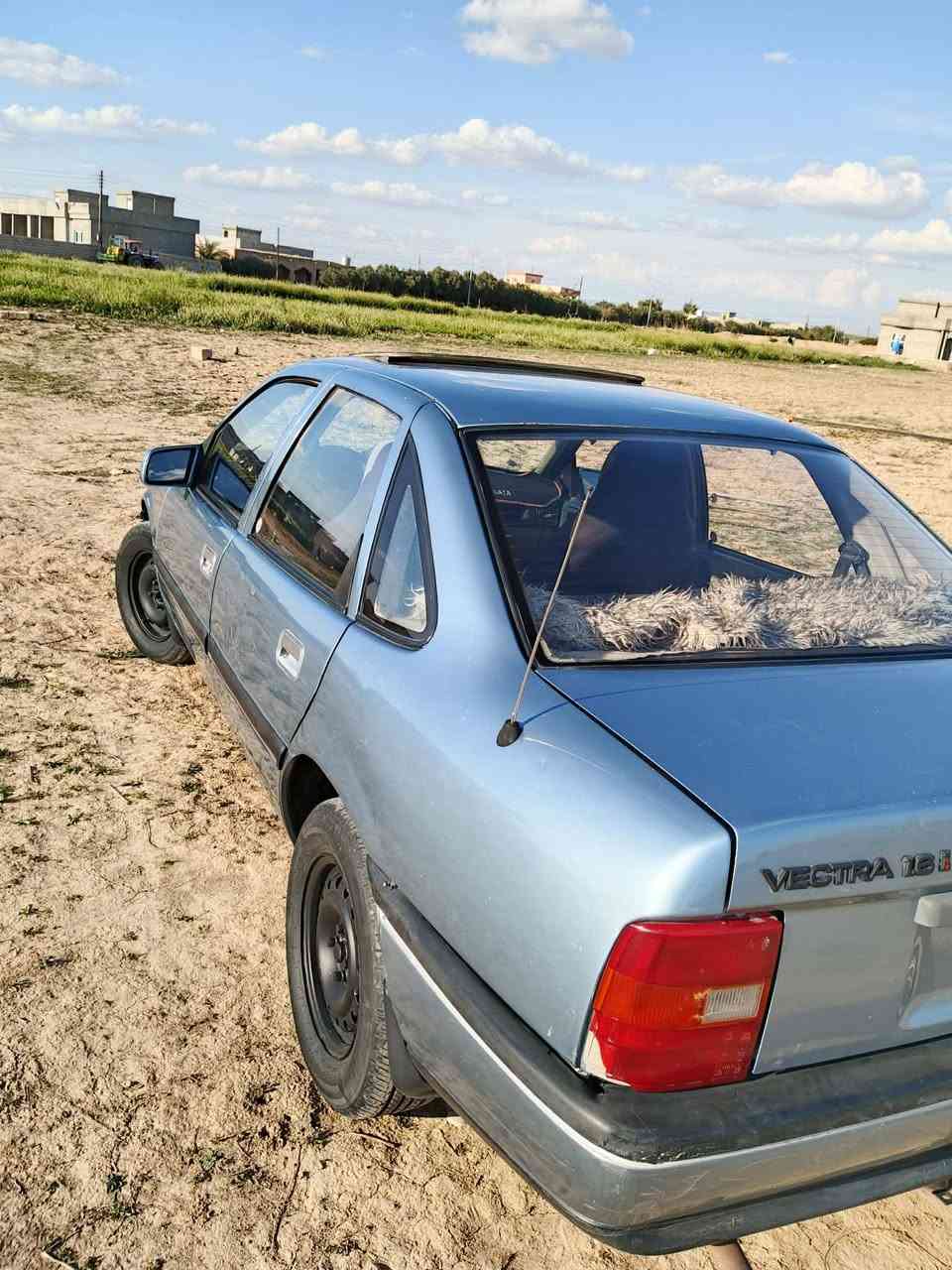 وبل فكتره حجم 16 كير محرك شرط صدر تخم تاير سياره سلايت   مال جناي  صبق جماليه دوش جدبد باتري  جديد السعر 33 بيه مجال ***********
