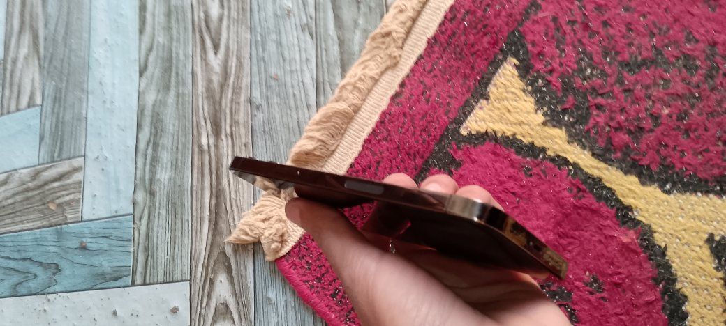 سلام عليكم يفون 12برو ماكس فقط بدل شاشه وضهره مكسور بطاريه 90تليفون نضيف كلش سعر 275وبي مجال مكان شطره ‏‪***********‬‏
