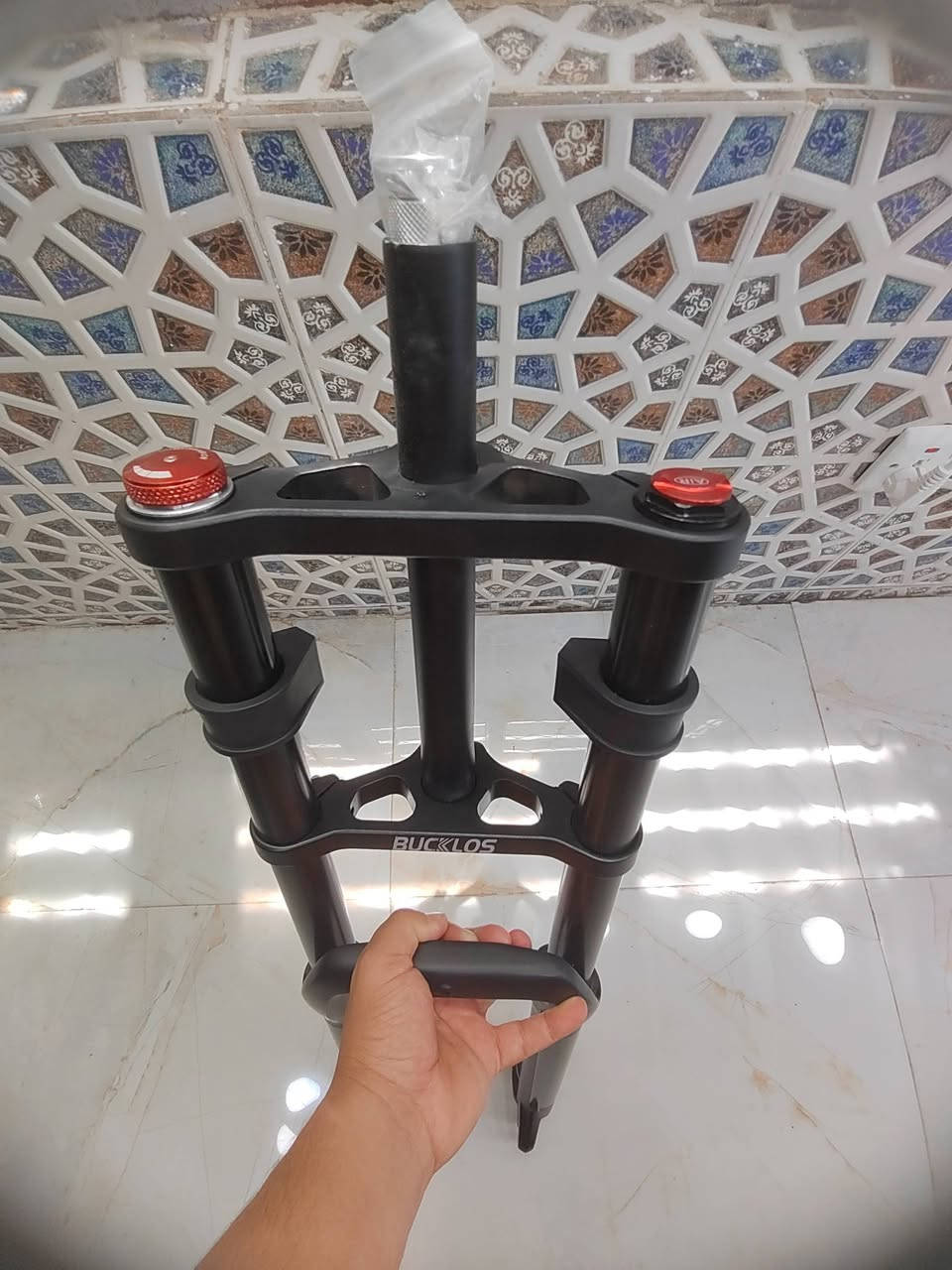 متوفر
دبل داون هيل من ماركة BUCKLOS
جديد غير مستخدم 
مع ركبه +قبق وبرغي


**إذا كنت صاحب هذا الإعلان وتريد حذفه لأي سبب، رجاءا أرسل رسالة إلى الدعم الفني**