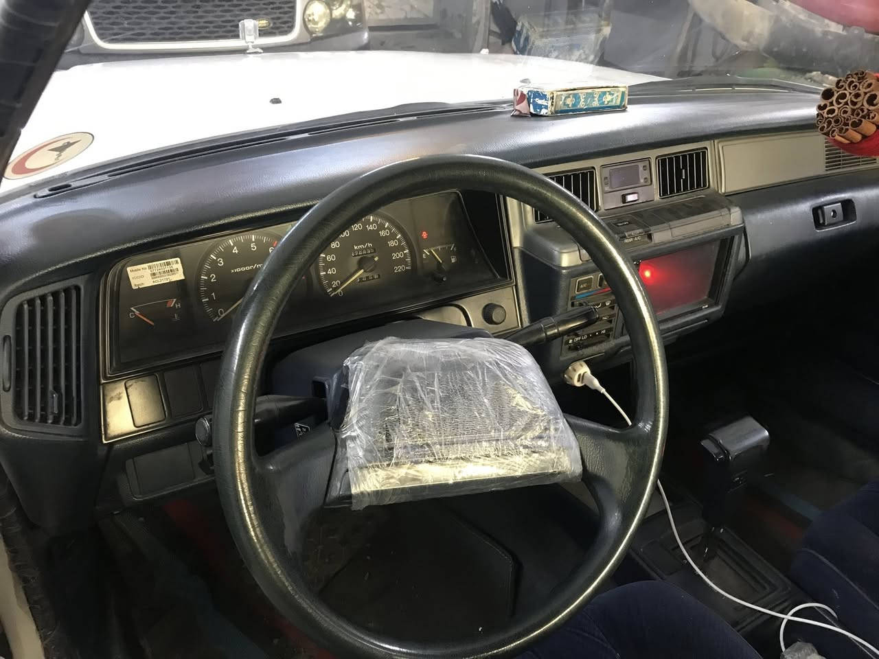 سلام عليكم اخوان سيدان للبيع موديل ٨٨ رقم مميز بسمي مكفوله من الضربه محرك كير تبريد خلفي امامي مع ثلاجه كله مكفول صدر تخم تاير مكفول بيهه صبغ جاملوغات خلفيه صبغ اثر خياس الذيول تحويل مباشر بغداد شارع حيفا الشواكه السعر ١٠٠ ورقه وبيهه مجال الشراي رقمي ***********.                  *********** واتساب عادل ابو يوسف
