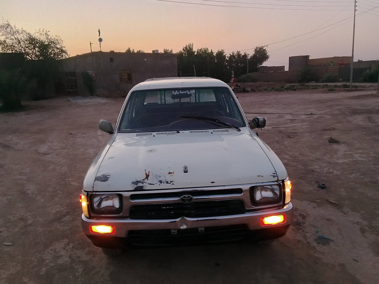 سياره تيوته 93 رقم اصفر واسط
 راعيه موجود سعر 40 وبيه مجال ***********
