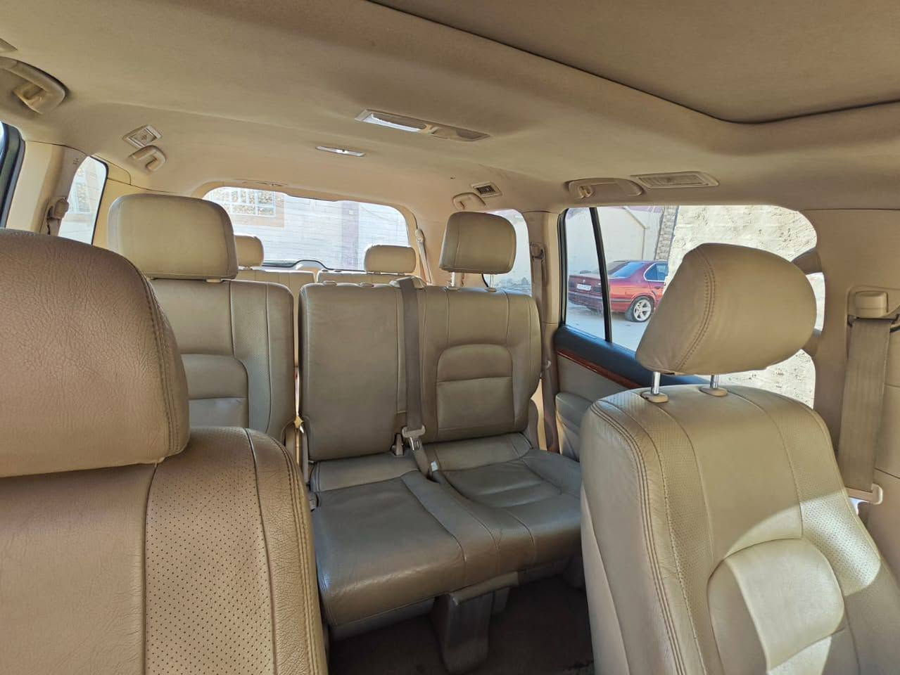 جكسارة 2012 فطيم
السعر 325 ورقة
***********
المكان النجف
