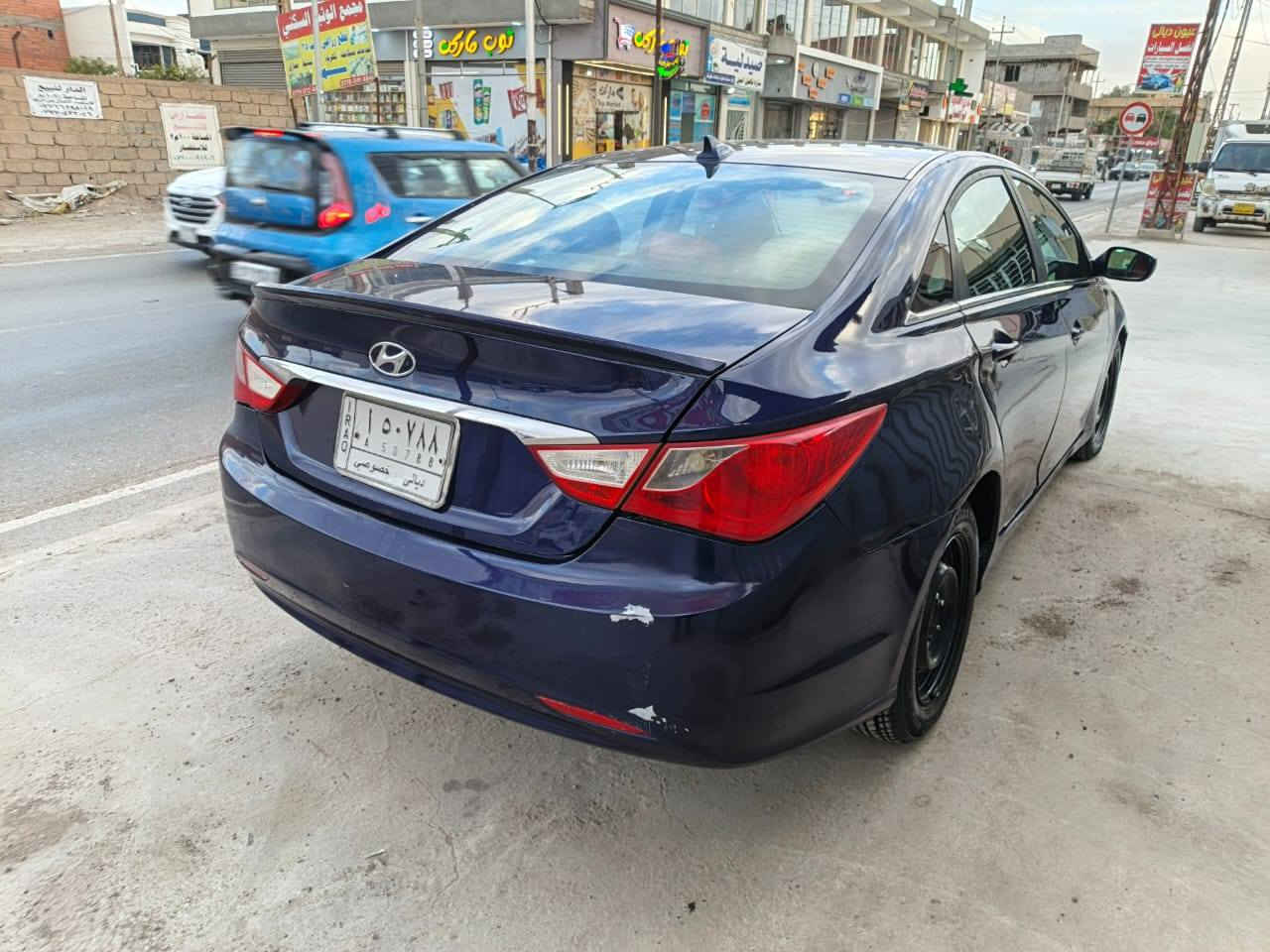 سوناتا 2013
امريكي 
الضرر فقط بارد 
مصبوغة عام للجمالية 
مكلف بالنشر 
رقم صاحب السيارة 
‏‪0774 711 2530‬‏
