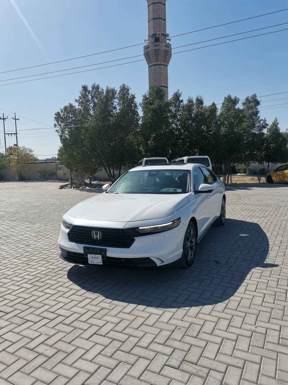 للبيع اكورد EXL2025. السعر 21000
مرقم وكامل صور الحادث بالمنشور البنيد مصبوغه نفسه والجاملع مبدل لون بس بي بارد لايت اصلي تفصيخ امريكي بدون دواخل ايبرباك بردة وستيرن. ماشية8500 ميل. ***********
