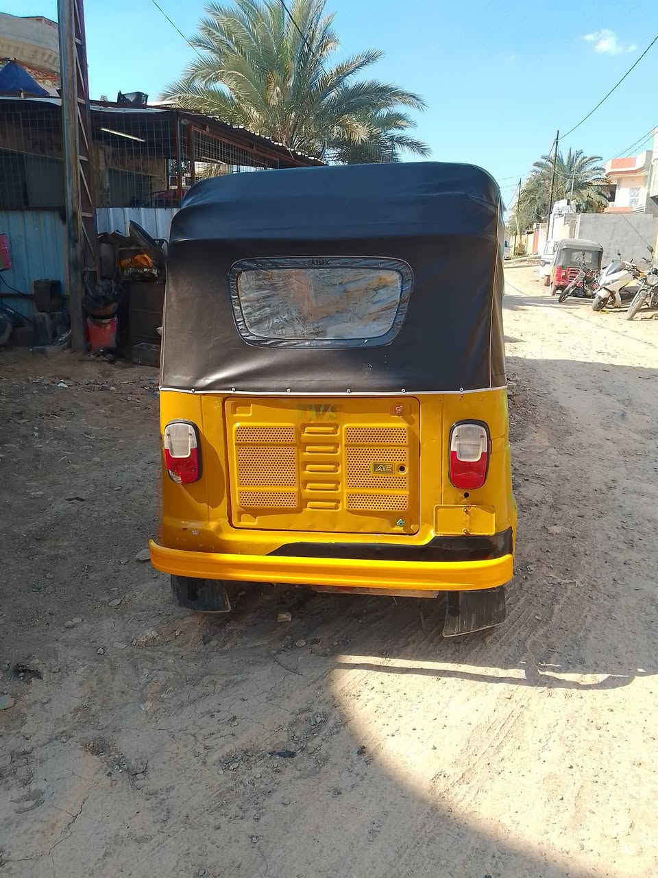 سلام عليكم تي في اس 28/12/2018 اوراق استنساخ اتكفل سرقة وعشاير وترقيم كامله مكمله مابيها نقص فقط صليب أمامي وتعميرات مثل مموضح بلصورة كهربائيات شغاله دوشمه جادر جديد مكاني ديالى قضاء الخالص السعر واتساب فقط ***********
