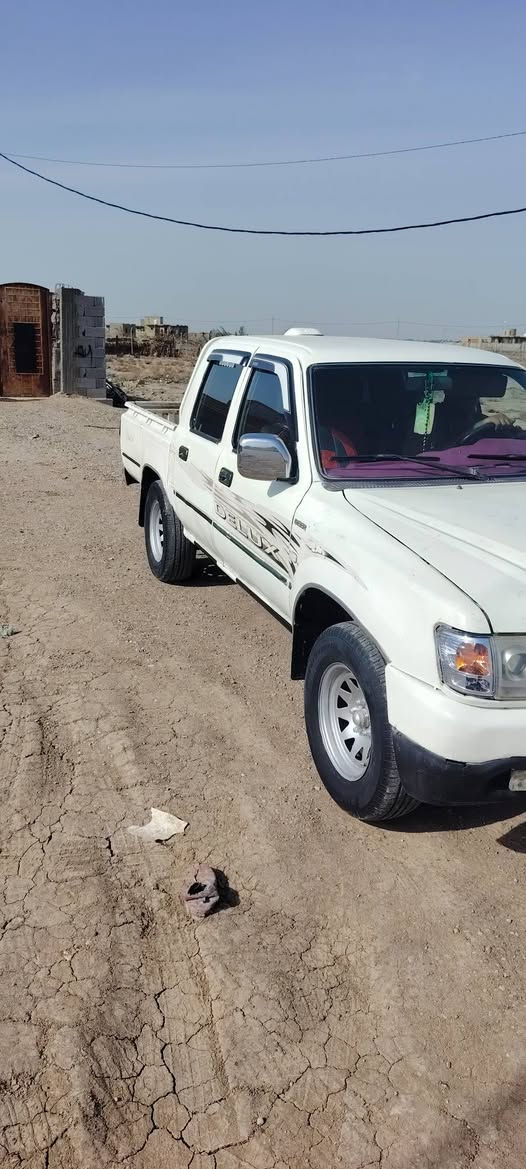 سلام عليكم دير للبيع موديل ٢٠٠٧ رقم بغداد اصفر بدون تحويل مالكه ماندله ابيع هل موجود مكينه وكير وحداديه جدد تخم تاير جدد سياره عله بلاد مكانه ديوانيه رقم ***********١٢ سعره ٢٥وبيه مجال
