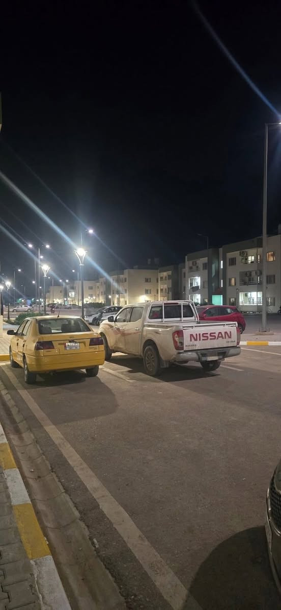 شقه  للبيع طابق اول في مجمع ريحانه قرب بسمايا
مساحة 142
المبلغ الكلي 125
القسط الشهري 548
تفاصيل الشقه
3 غرف نوم + مطبخ + حمام + تواليت  شرقي وغربي+
 بلكونه  امام شقه وبلكونه وخلف الشقة خدمات ماء وكهرباء سكيورتي 24 ساعة***********
